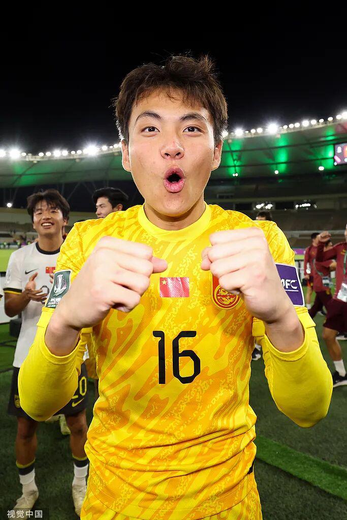 今夜23点!决战日!U23亚洲杯决赛:中国战日本 同胞一心见证历史