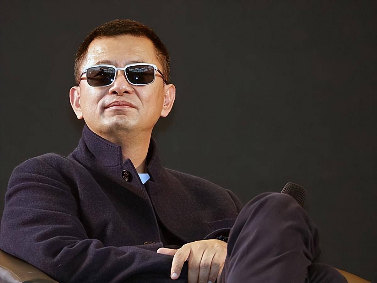 开云体育官方网站-陪玩陪睡不够!集体开嫖、舔手指、目无王法,阴暗面彻底藏不住了